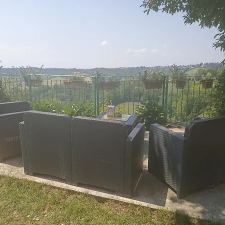 La Terrazza Mombarone Εξοχικό σπίτι *